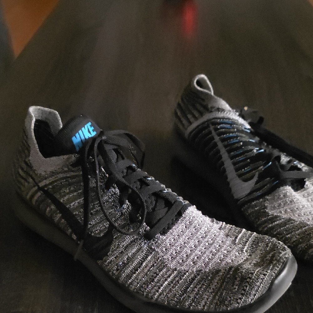 Nike Black and Gray Knit Running Shoes